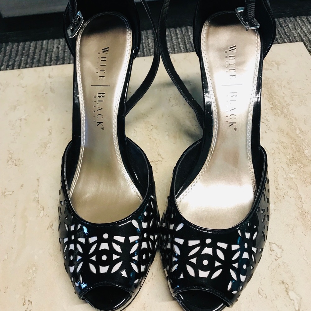 Brand New 🎈Heels ,White House Black Market